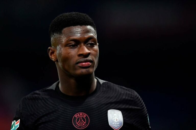 PSG irá exercer opção de compra de Nuno Mendes, diz jornalista