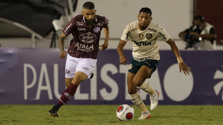 Palmeiras vence Ferroviária e divide liderança geral do Paulistão com Corinthians