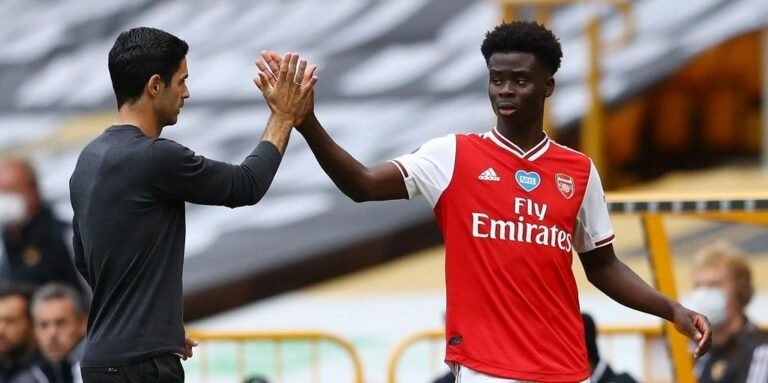 Arsenal já pensa nas renovações de Arteta e Saka