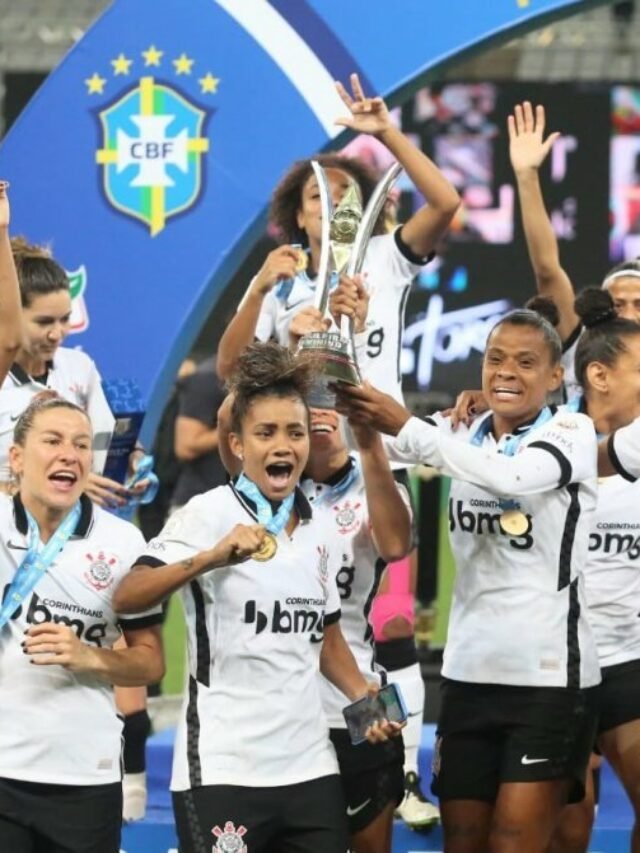 cropped-corinthians-ergue-seu-segundo-titulo-brasileiro_bj941w.jpg