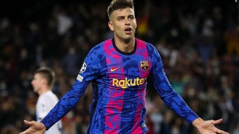 Piqué revela que tentou convencer Vinícius Jr a assinar com Barcelona