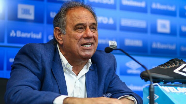 Dênis Abrahão fala sobre a situação financeira do Grêmio: “Não tem dinheiro”