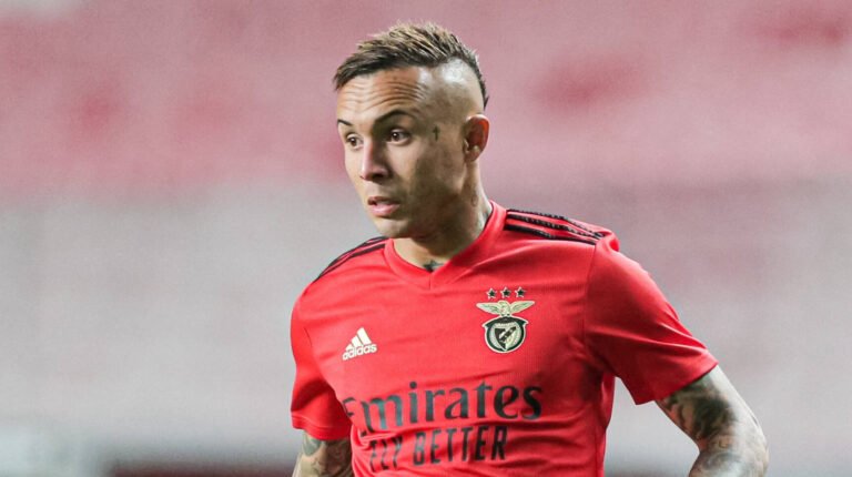 Benfica não planeja negociar Everton Cebolinha; Flamengo está interessado