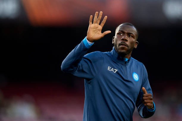 Barcelona monitora situação de Koulibaly no Napoli, diz jornal