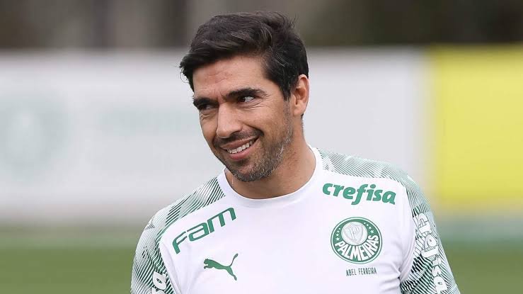 Abel avalia chances do Palmeiras ganhar o Mundial