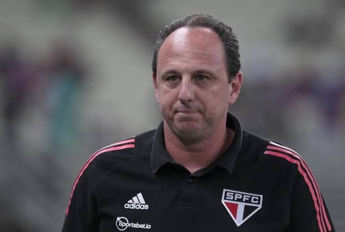 São Paulo terá que pagar multa milionária caso Rogério Ceni seja demitido