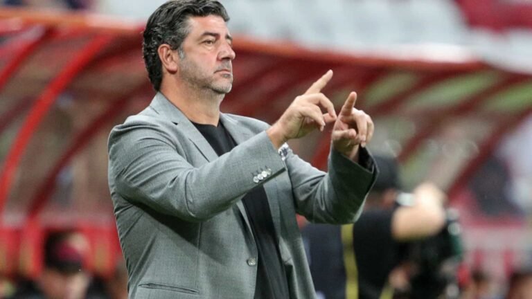 Corinthians recebe negativa de mais um técnico português