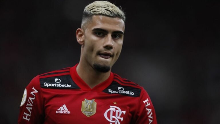 Flamengo fecha compra de Andreas Pereira por R$ 63 milhões; anúncio será em breve
