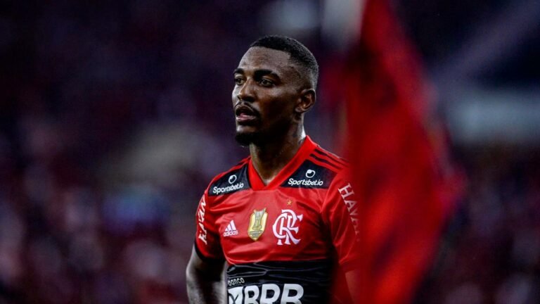 Paulo Sousa explica falta de espaço de Ramon e indica ‘ponto fraco’ do jovem