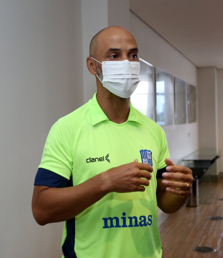 Ídolo do Atlético-MG, Marques é o novo diretor de futsal do Minas Tênis Clube