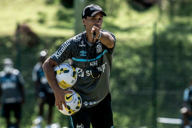 Santos encerra preparação para enfrentar o Fluminense-PI; veja provável escalação
