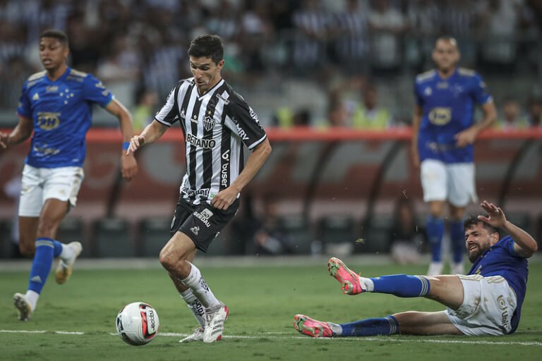 Atlético Mineiro tem vantagem nos últimos 50 clássicos diante o Cruzeiro