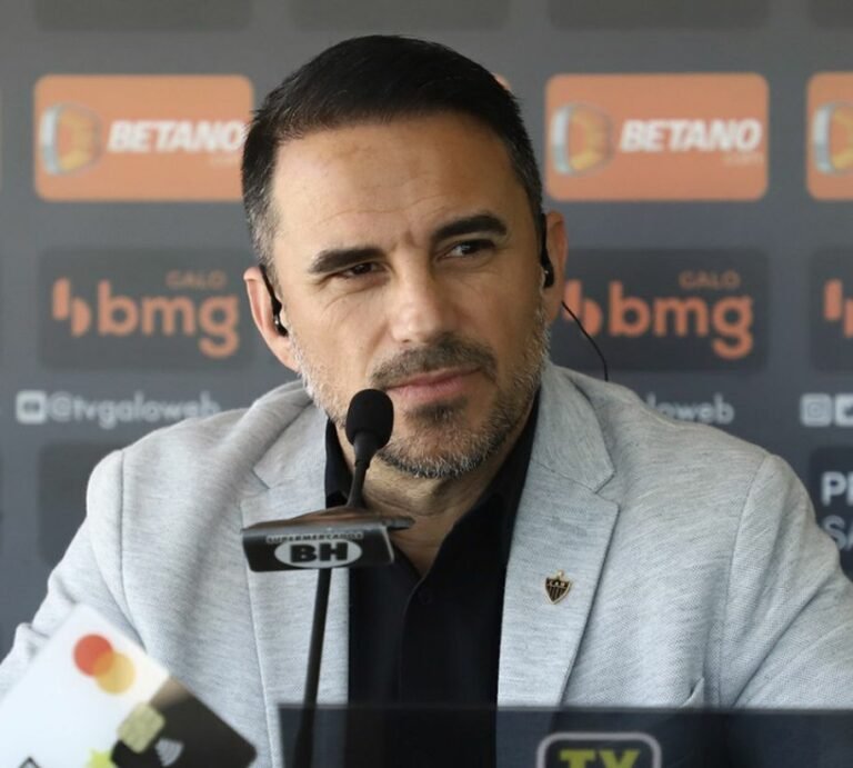 Rodrigo Caetano comenta sobre jogadores em fase final de contrato no Atlético-MG