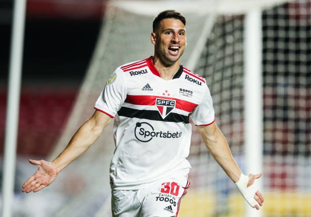 Calleri, do São Paulo, projeta jogo difícil contra o Palmeiras