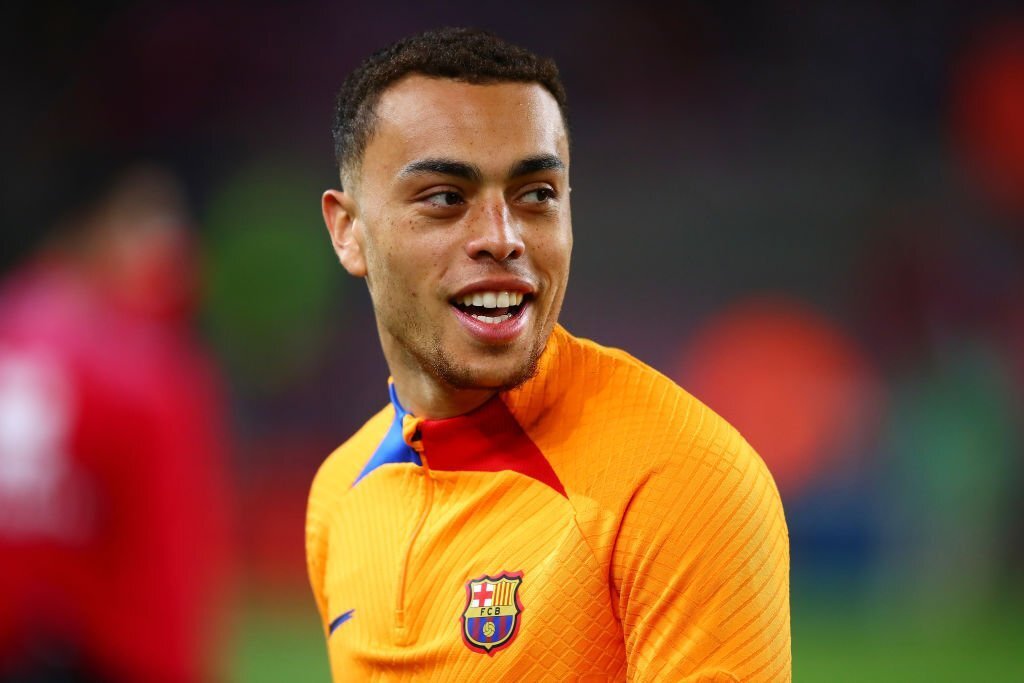 Sergiño Dest Pode Deixar O Barcelona Rumo à Série A Italiana - Mercado ...