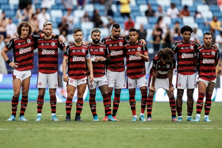 Flamengo pode ser vice pela quarta vez em 100 dias
