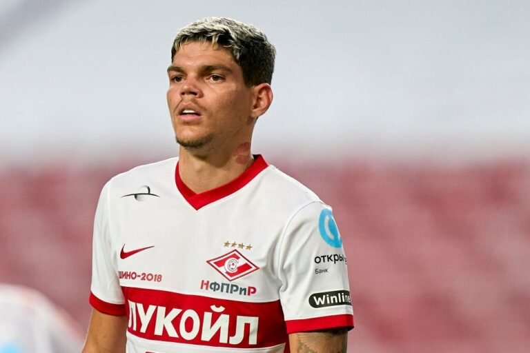 Staff de Ayrton Lucas nega procura do Flamengo: “Não procede”