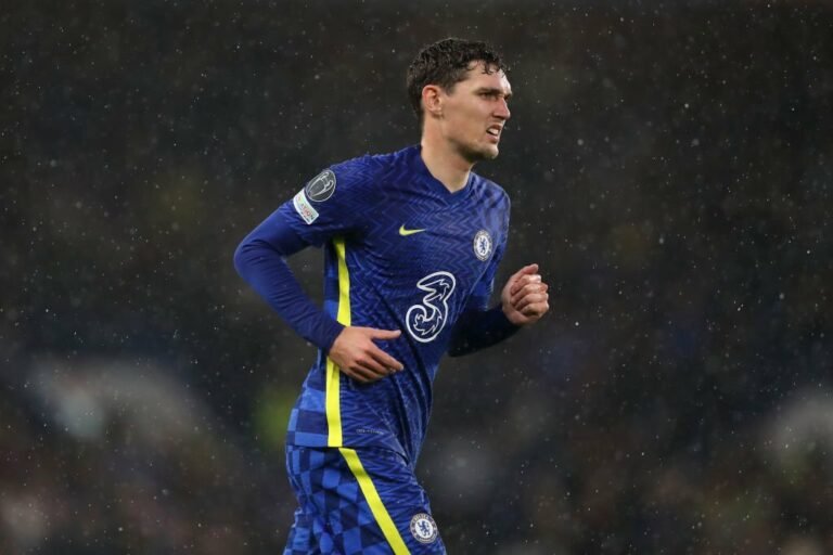 Barcelona encaminha primeiro reforço para próxima temporada