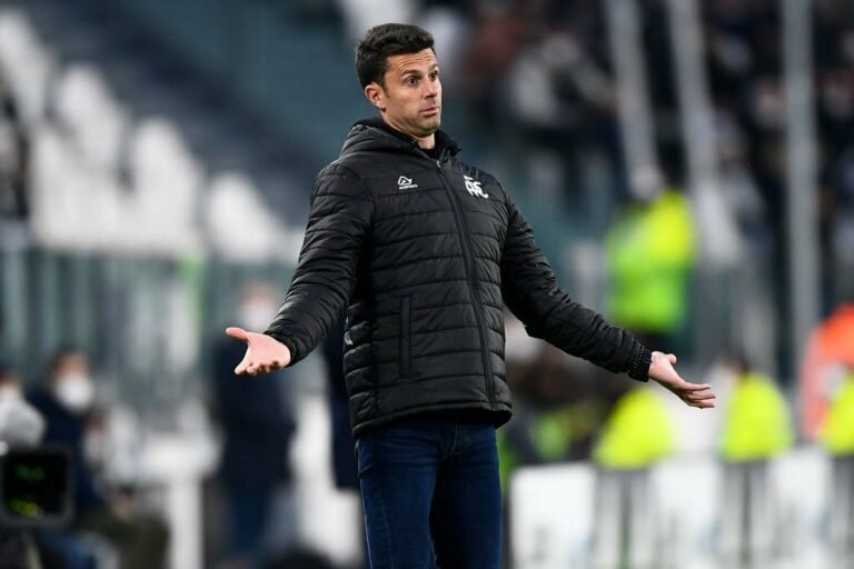 Jornal indica brasileiro como possível substituto de Pochettino no PSG