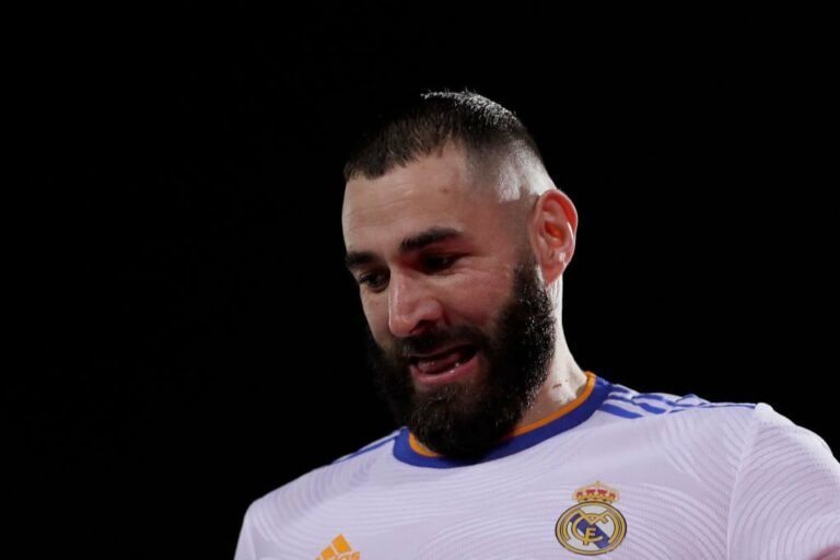 Benzema não treina com grupo e desfalca o Real Madrid no clássico contra o Barcelona