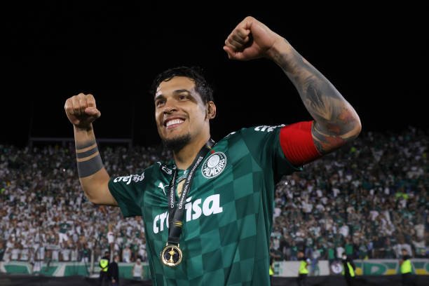 Gustavo Gómez enaltece apoio da torcida do Palmeiras