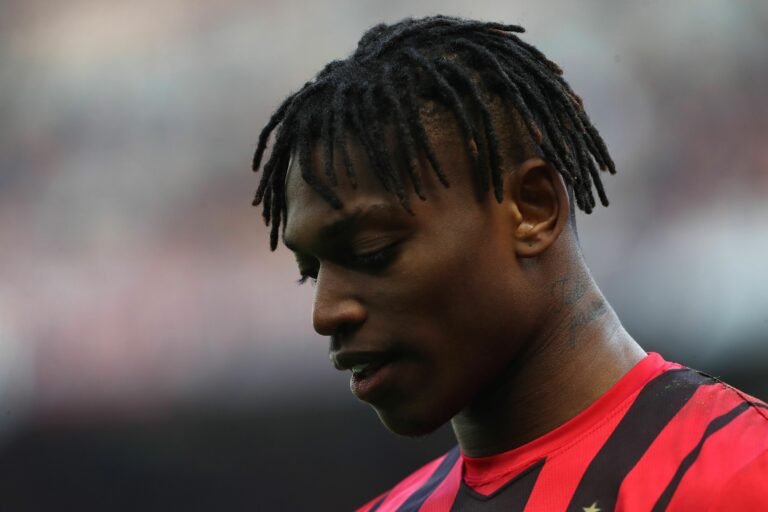 PSG faz proposta milionária por atacante português