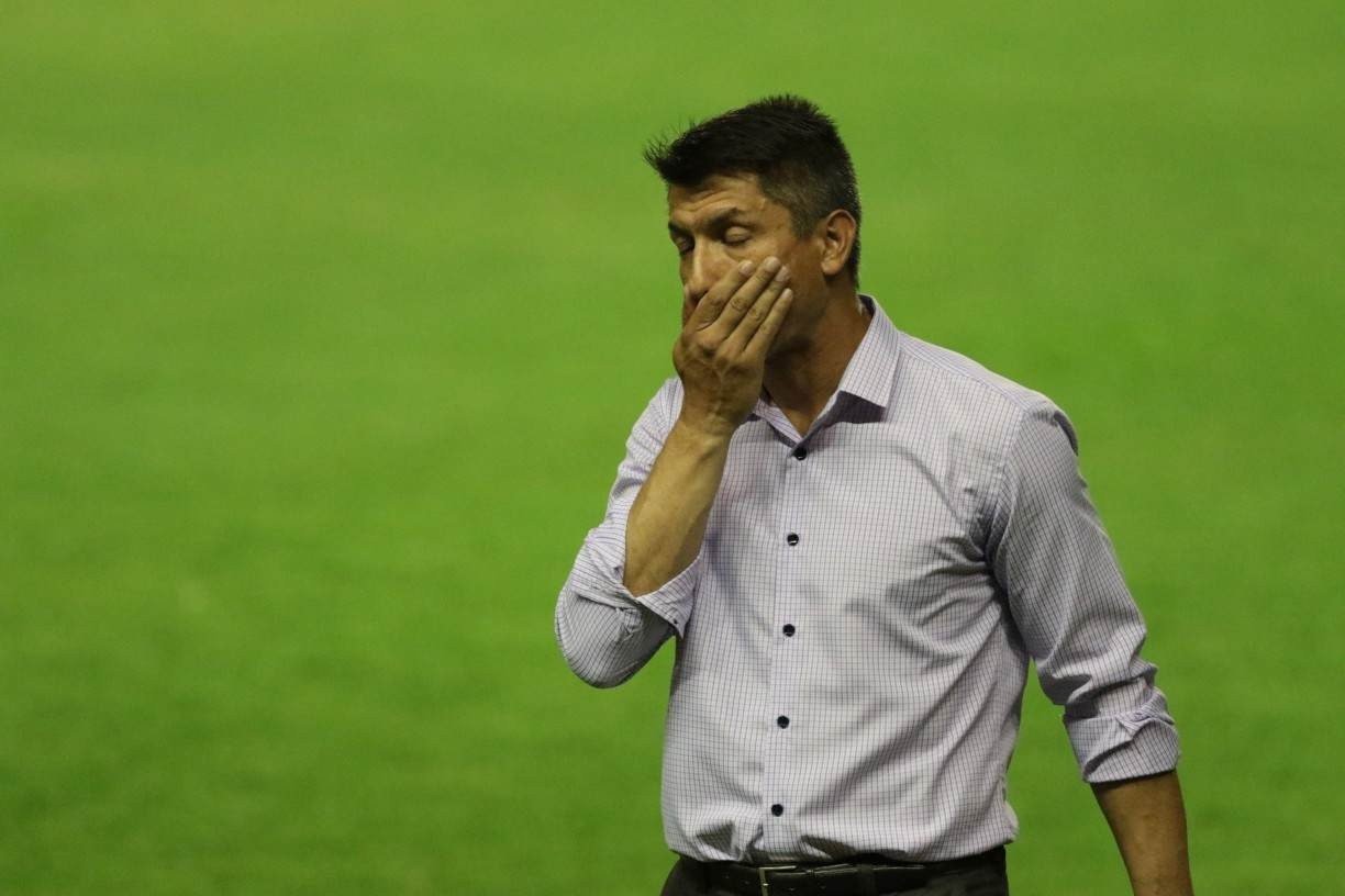 Gustavo Florentín não é mais treinador do Sport