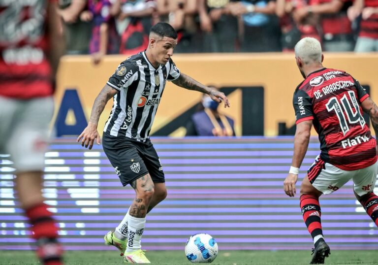 Guilherme Arana admite ter sido convidado por Jorge Jesus para fazer parte do Flamengo em 2019 e fala sobre ter recusado a oferta