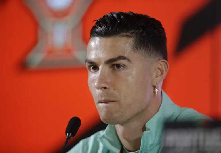 Cristiano Ronaldo convoca torcida de Portugal para jogo decisivo e fala sobre a sua possível última Copa do Mundo