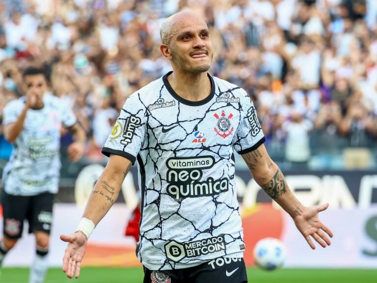 fabio-santos-comemora-gol-pelo-corinthians-sobre-o-athletico-pr-na-neo-quimica-arena-pelo-brasileirao-2021-1638131640469_v2_4x3