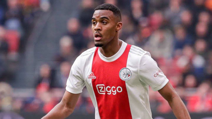 Bayern de Munique oferece 25 milhões de euros por revelação do Ajax