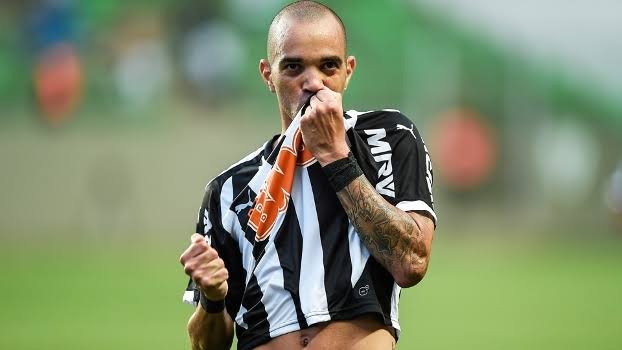 Diretor executivo do Atlético-MG fala sobre retorno de Diego Tardelli: “Ele nos procurou”