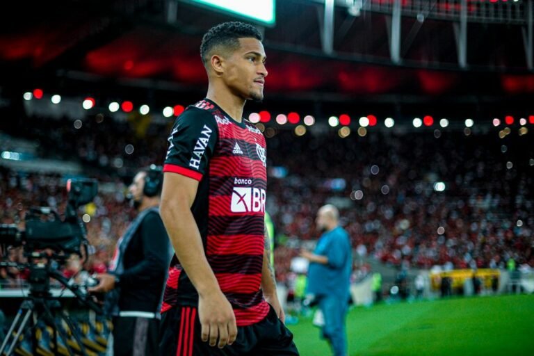 Na mira do futebol europeu, João Gomes tem renovação com o Flamengo encaminhada