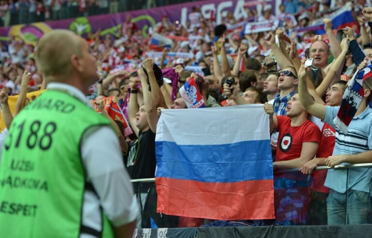 Tribunal Arbitral do Esporte recusa suspender sanções da UEFA contra a Rússia