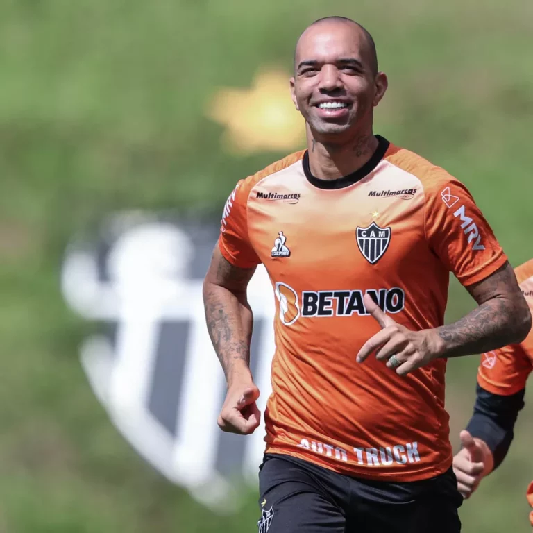 Sem clube, Diego Tardelli revela pedido para voltar ao Atlético, mas vê obstáculo: “Elenco fechado”; Rodrigo Caetano confirma contato