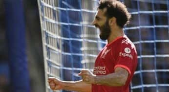 Liverpool oferece salário astronômico e fica perto de renovar com Salah
