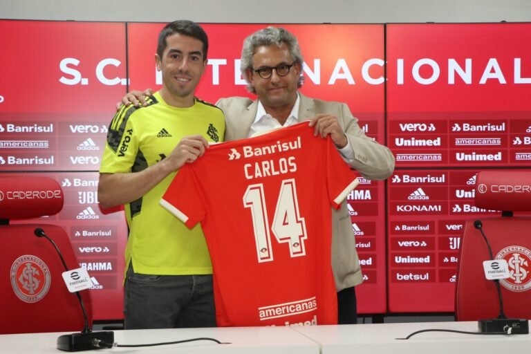 Carlos de Peña é apresentado pelo Inter: “Estou pronto para dar o melhor de mim”