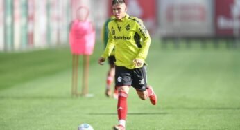 Vasco encaminha a contratação de Carlos Palacios