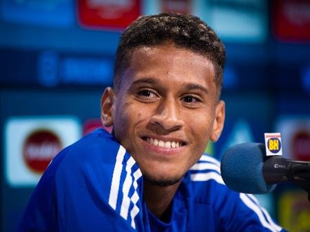 Conversas não avançam, e Adriano pode deixar o Cruzeiro