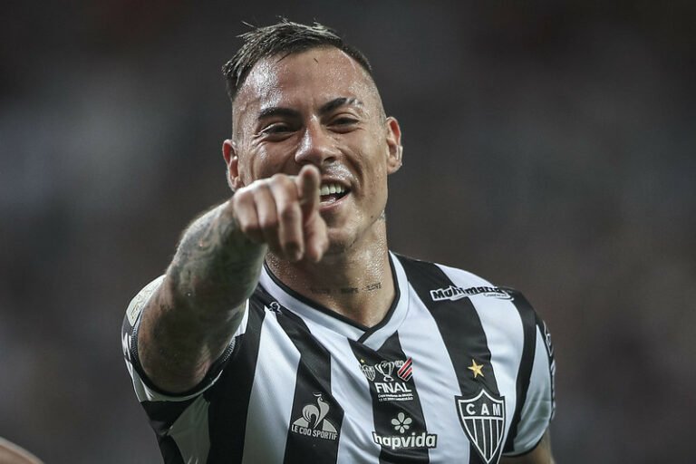 Vargas renova contrato com o Atlético Mineiro até o fim de 2024, diz jornalista