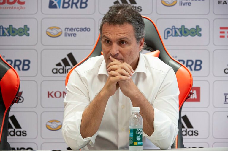 Dirigente do Flamengo afirma que são boas as relações entre o treinador Paulo Sousa e os jogadores