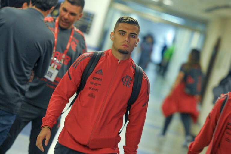 Flamengo pode desistir da compra de Andreas Pereira, afirma jornalista