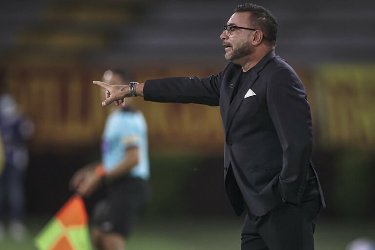 Turco Mohamed atinge mais de 85% de aproveitamento no comando do Atlético Mineiro