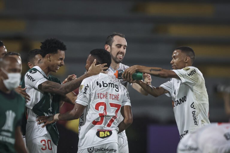 Allan comenta sobre saída de Tchê Tchê: “Vai fazer muita falta pra gente”