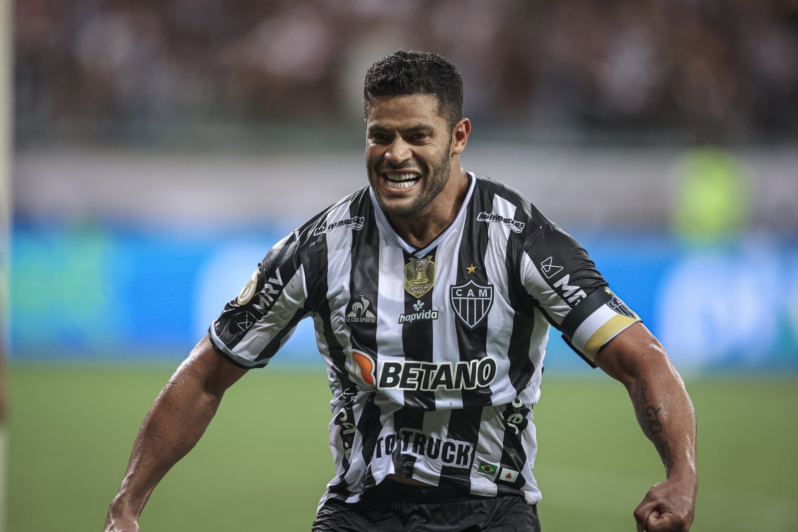 Hulk revela que abre mão de muitas coisas na sua vida pessoal para manter alto nível no Galo