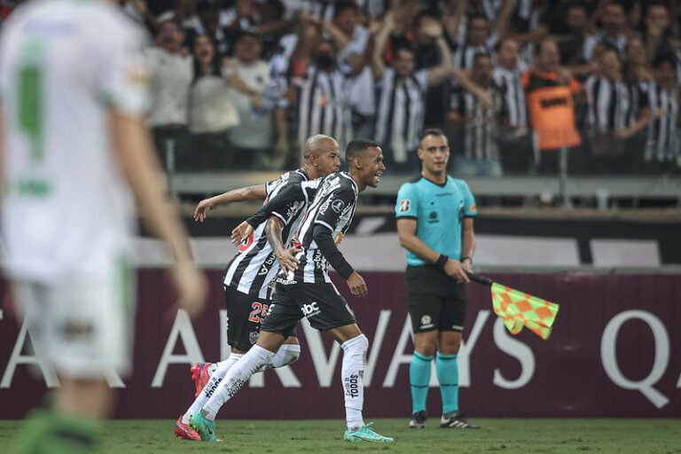 Com empate em clássico, Atlético mantém invencibilidade no Mineirão