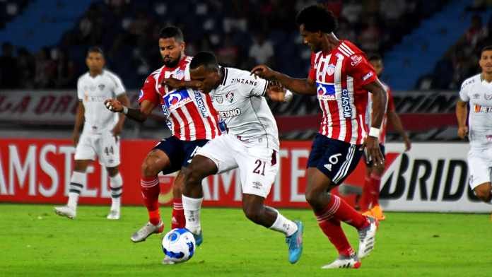 Em histórico de confrontos, Fluminense segue em busca da primeira vitória sobre o Junior Barranquilla