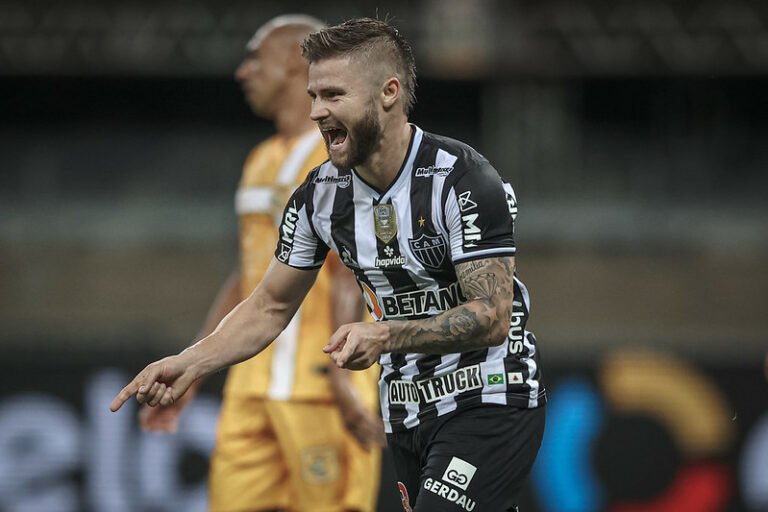 Eduardo Sasha fala sobre seu primeiro Hat-trick na carreira