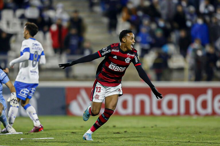 Talismã de Paulo Sousa no Flamengo, Lázaro marca primeiro gol na Libertadores