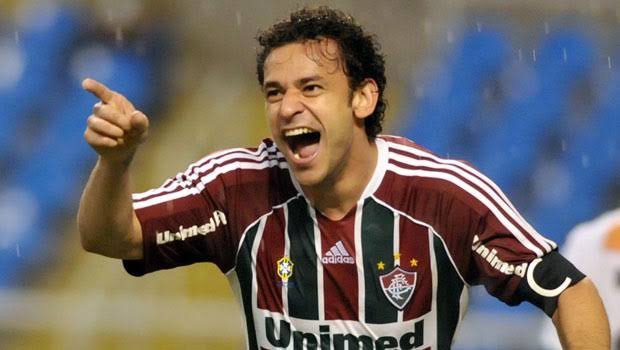 Fluminense lança imagens da camisa em homenagem ao atacante Fred